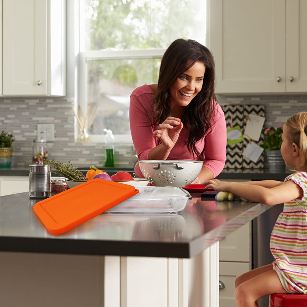 Sophico hanging-hole design silicone lid saves space and speeds drying after washing.