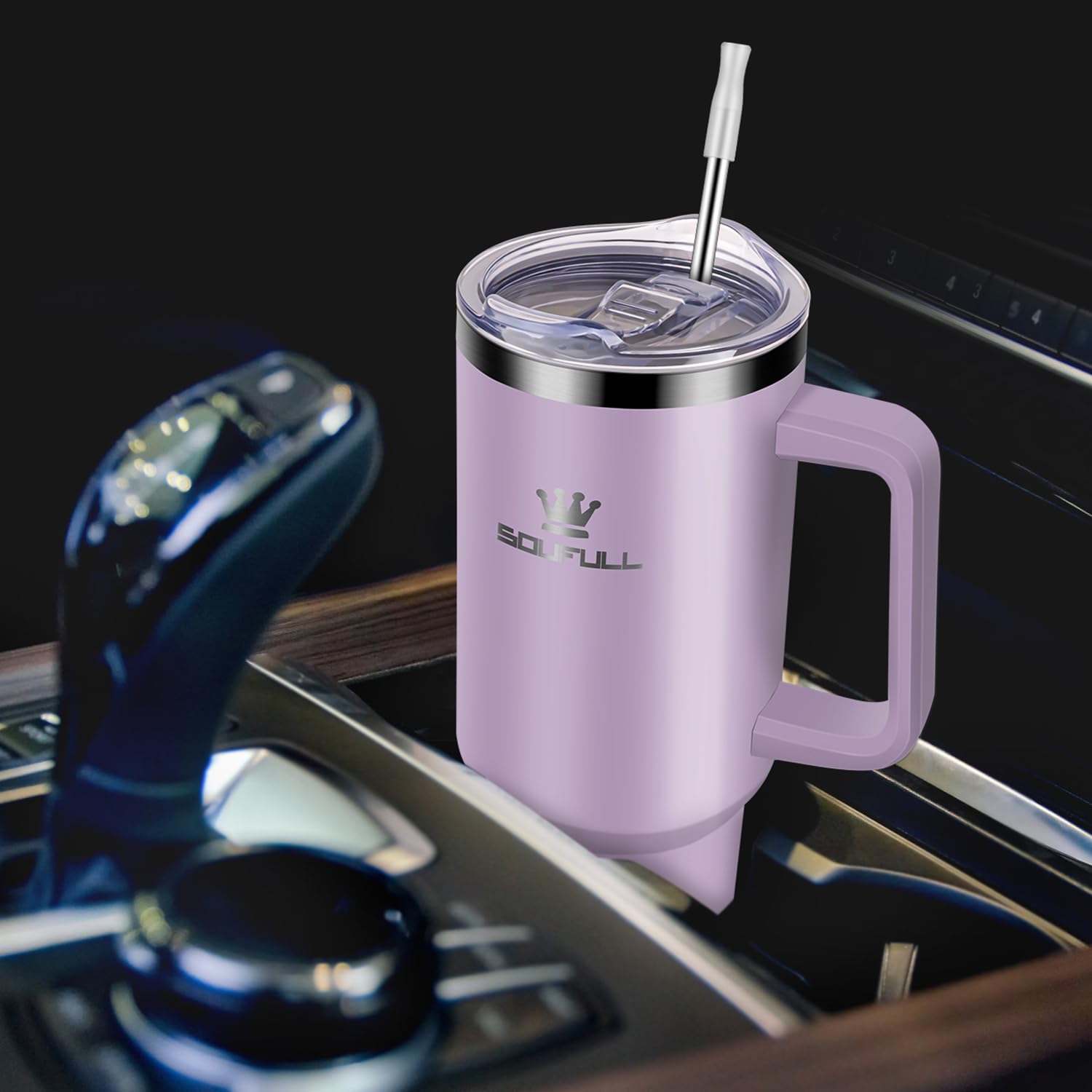 Hot or cold beverage ready, ideal for daily routines.