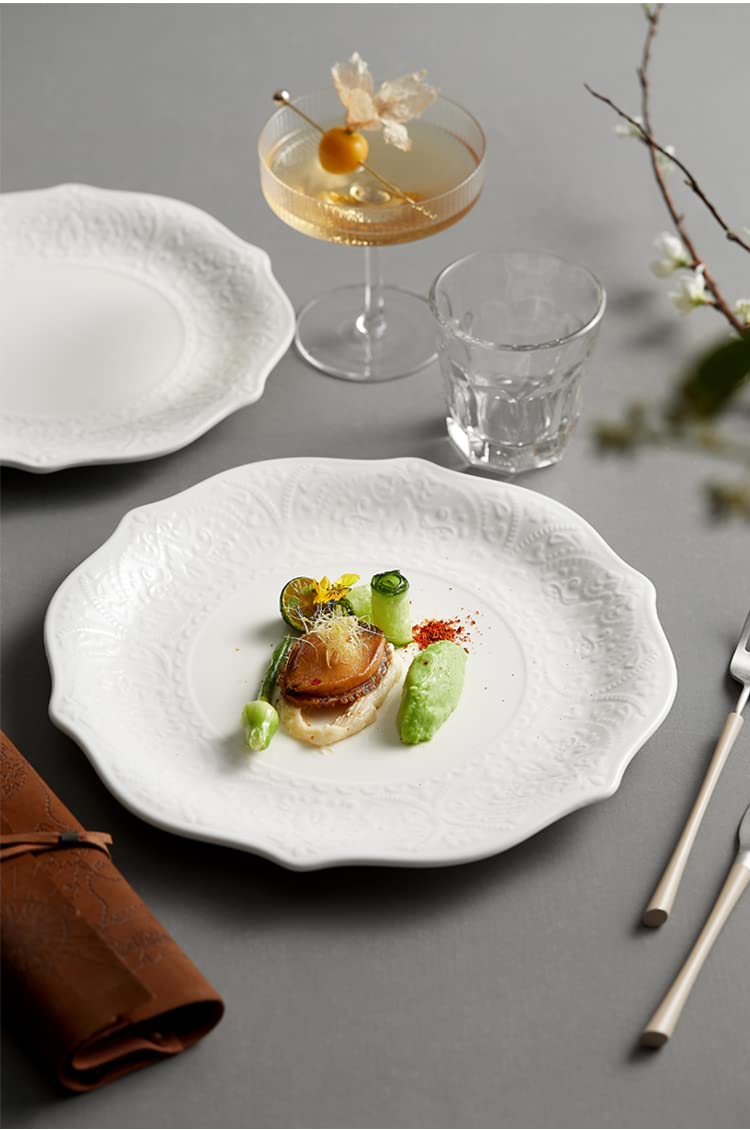 SOUJOY dinner plate makes a refined housewarming gift option.