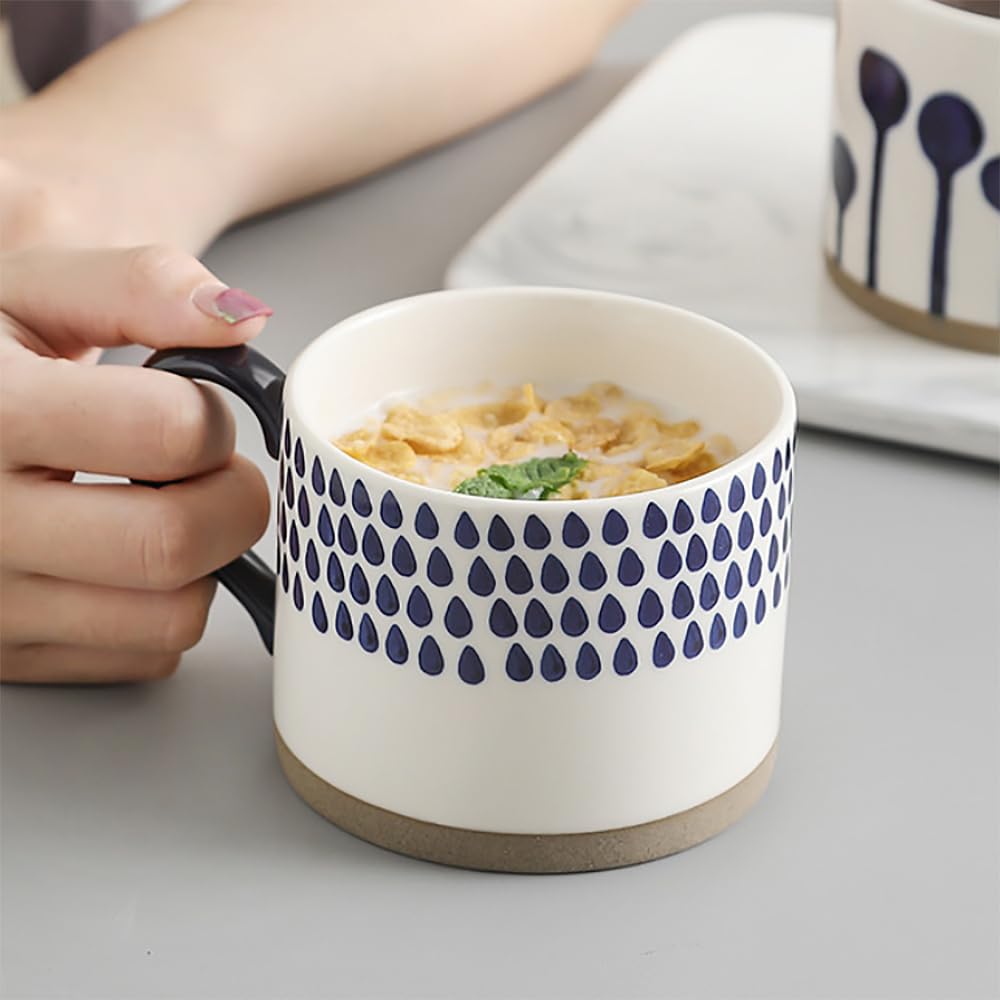 SOUJOY flat-bottom design provides stable resting on surfaces.