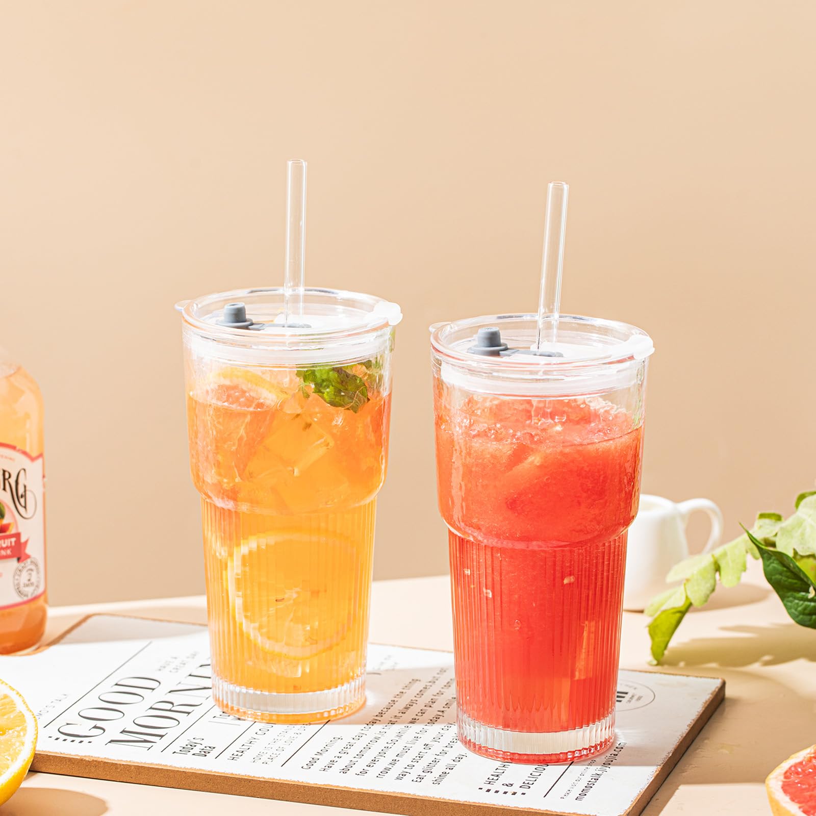 SoulTimes two-tumbler set with lids suitable for family meals.