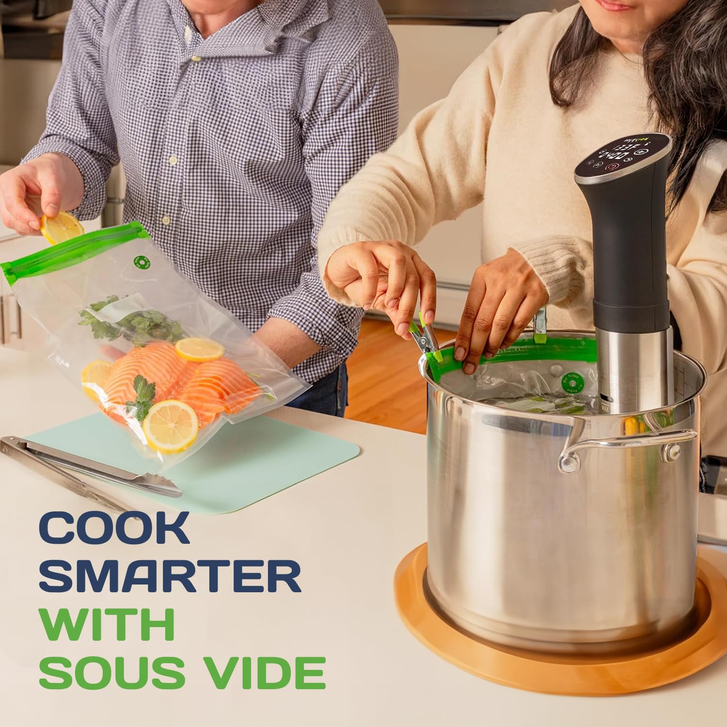 SOUSVIDE ART cookbook and clips for recipe ideas and secure sealing.