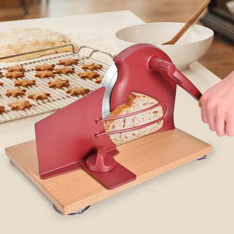 SOWKIPE sourdough slicer handles soft loaves and baguettes.