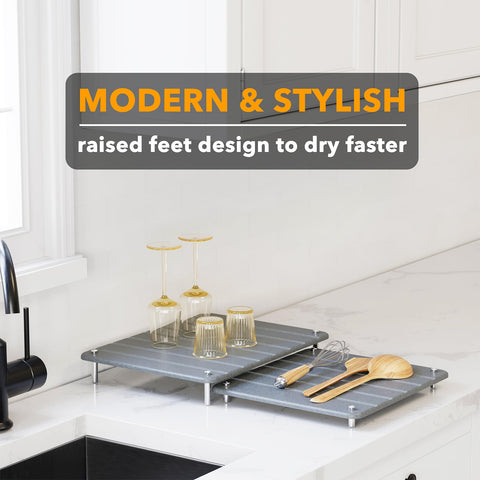 SpaceAid mat absorbs splashes quickly, helping keep the sink area dry.