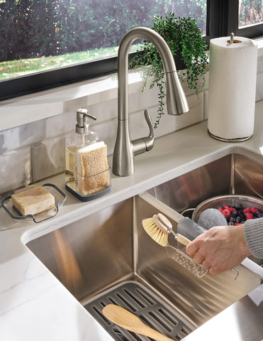 Spectrum Cora mat fits standard dual sinks for versatile use.