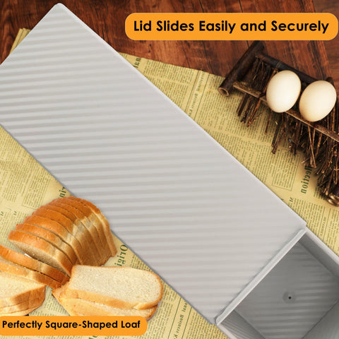 Spmarkt Premium Beige Pullman pan's vent helps even heat distribution for softer crust.