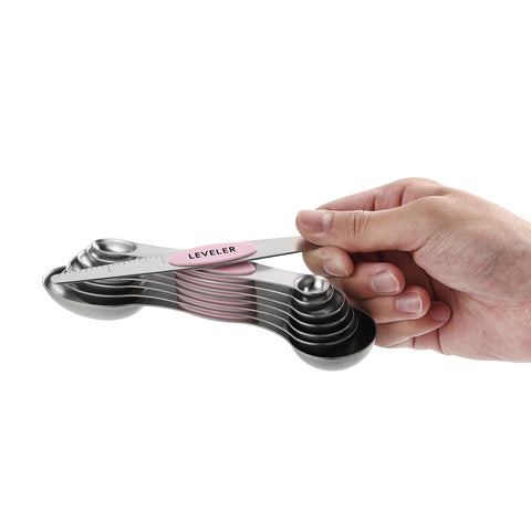 Spring Chef clear-reading measurement markings survive frequent use.