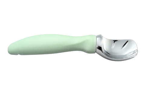 Spring Chef ice cream scoop handles melon seeds and peppers easily.