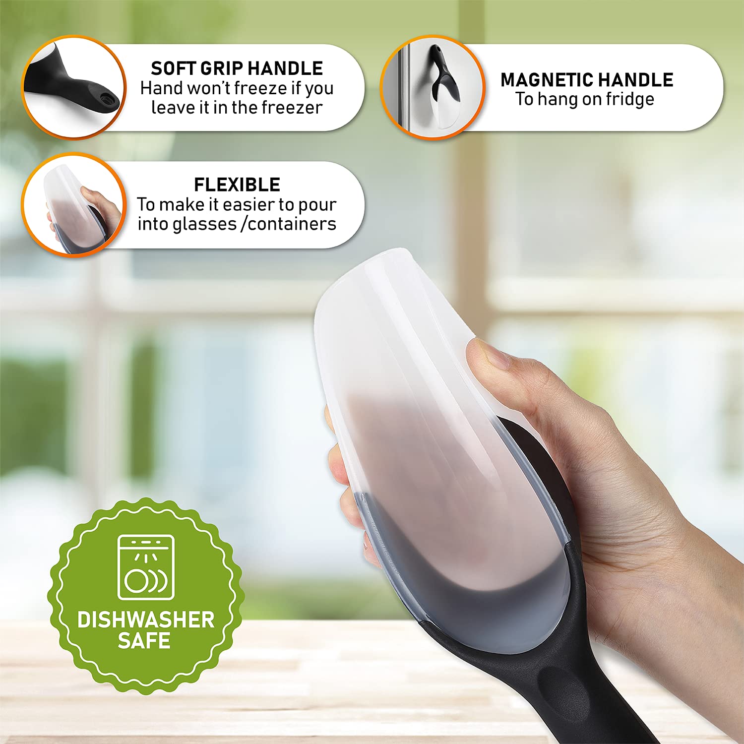 Spring Chef magnetic-ice-scoop-pour-ice easy to pour into narrow glasses.