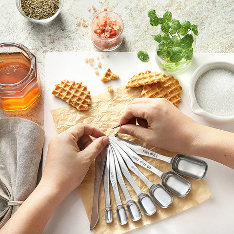 Spring Chef one-half-tbsp spoon for measuring sauces.