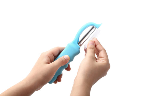 Lightweight and ergonomic for easy use, even with arthritis.