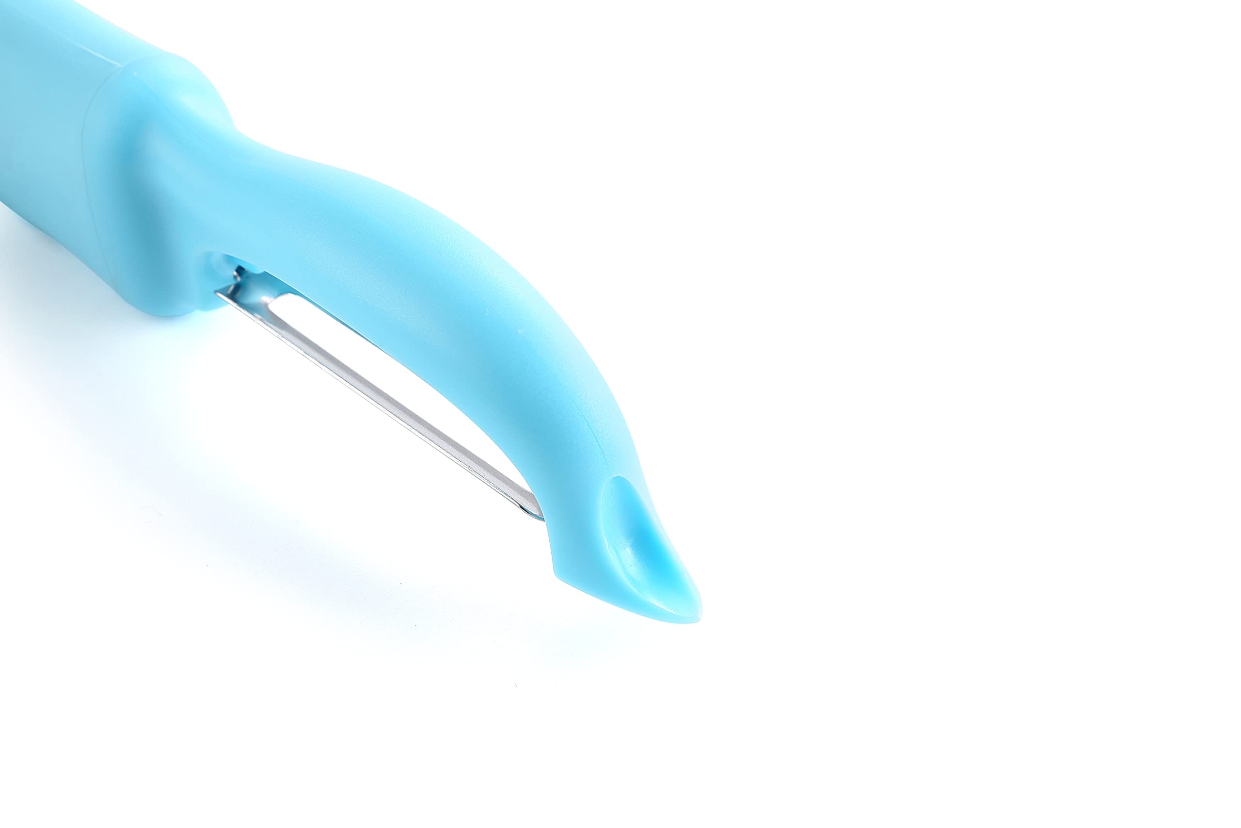 Swivel blades stay sharp to handle diverse skins and textures.