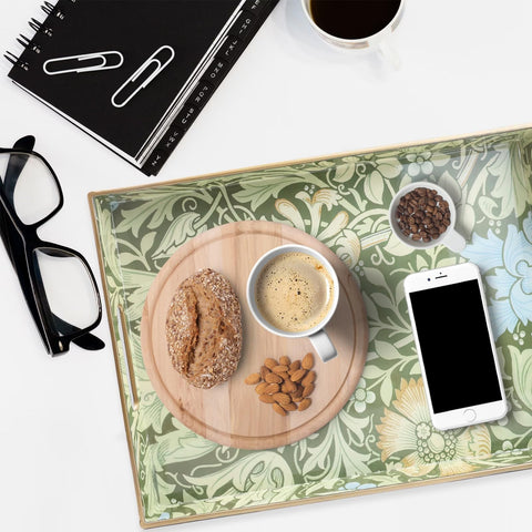Spsyrine lightweight tray with built in handles for effortless movement