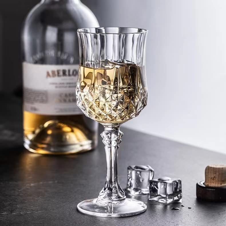 Srgeilzati crystal glass is dishwasher-safe and easy to clean.