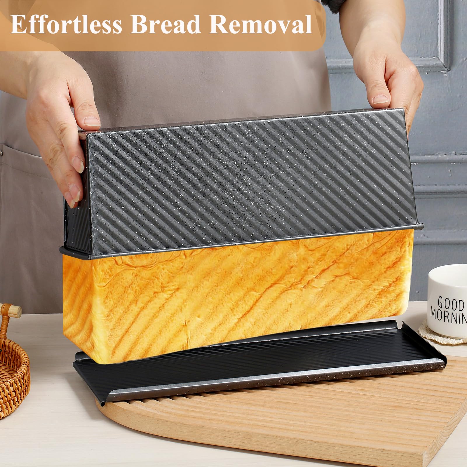 SS&CC loaf pan is easy to clean thanks to nonstick coating