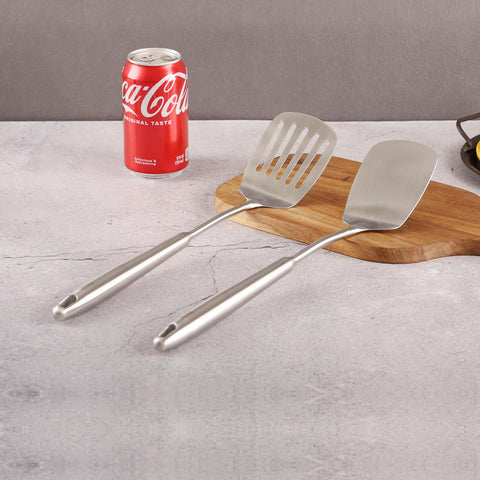 Standcn gift-ready spatula set suitable for cooking enthusiasts and home chefs.