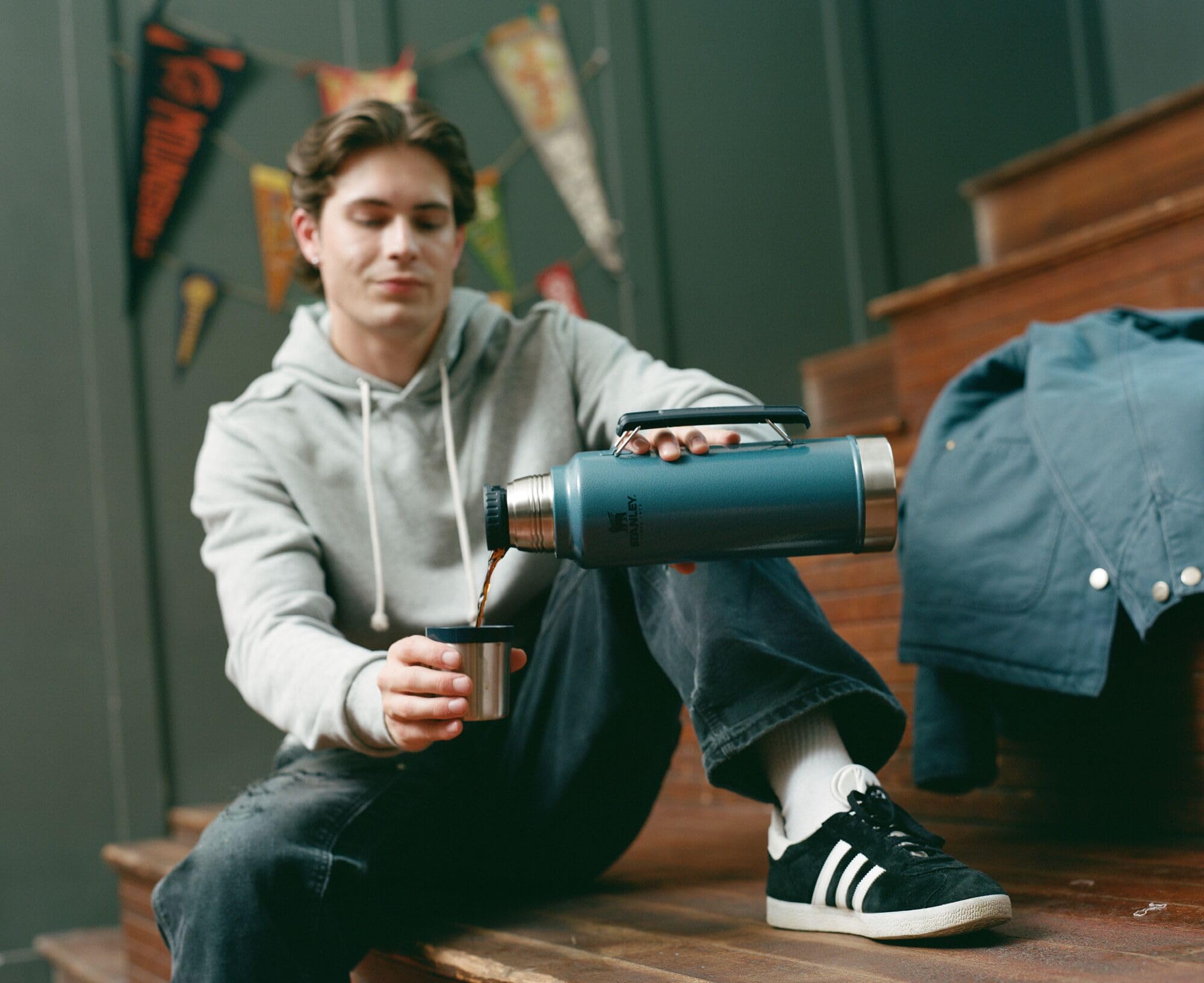 Stanley 24-hour insulation keeps hot or cold drinks on long trips.