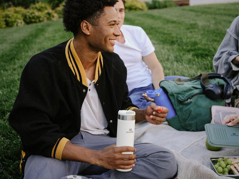 Stanley AeroLight Transit bottle 20 oz is dishwasher-safe for quick cleanup after workouts.