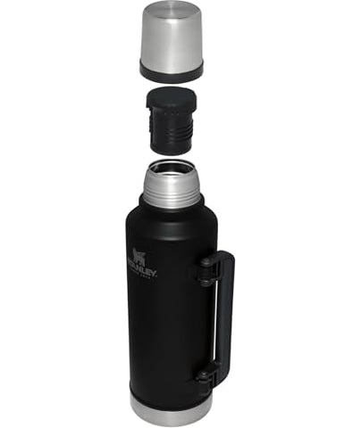 STANLEY leak-proof cap keeps beverages secure during travel and daily use.