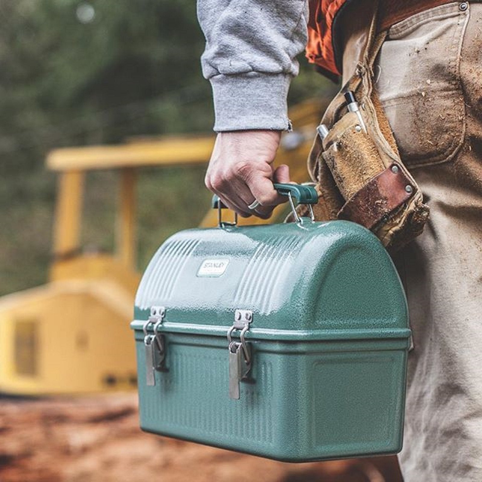 Hammertone green finish enhances visibility and durable outdoor use.