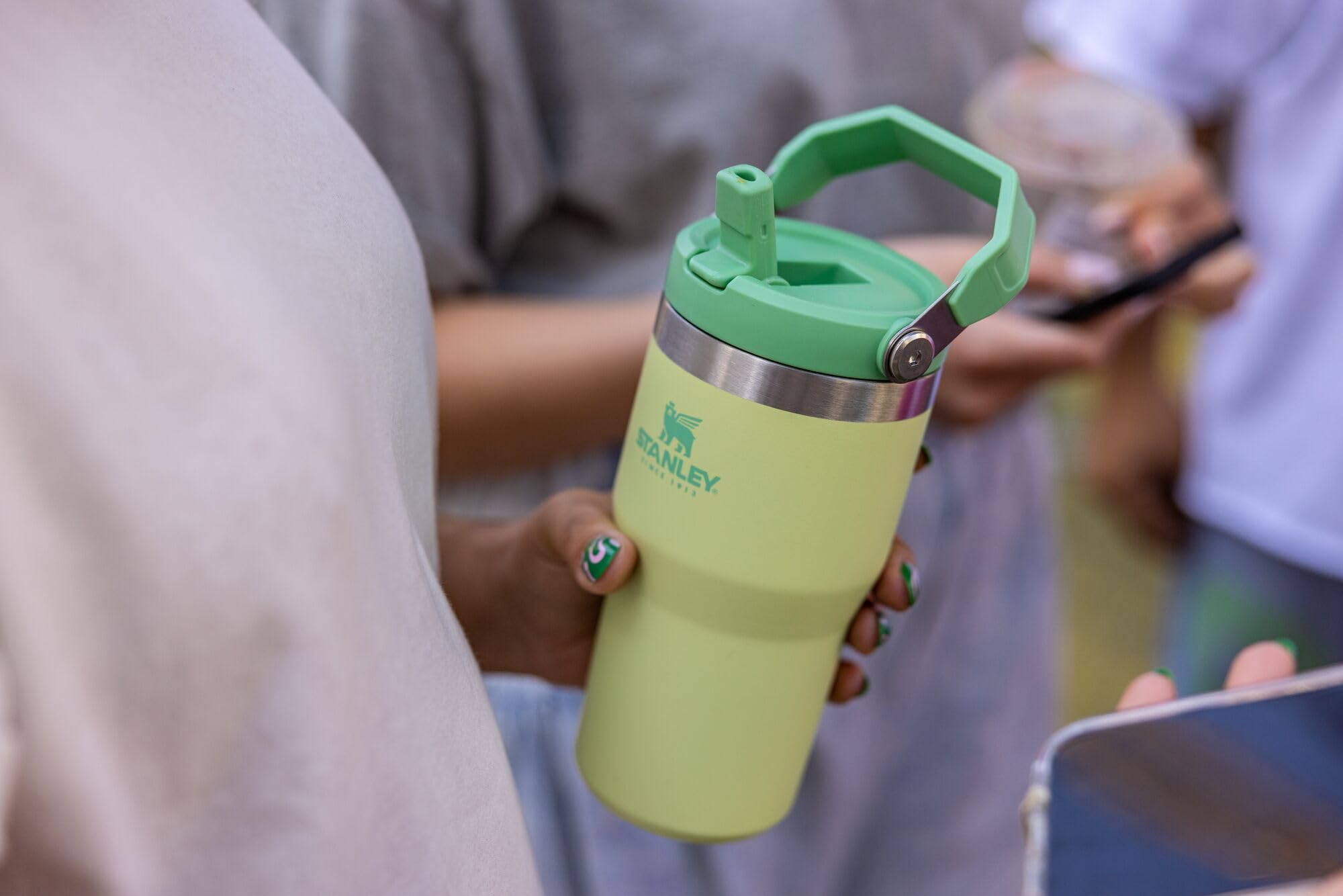 Stanley flip straw lid snapped shut to prevent leaks.