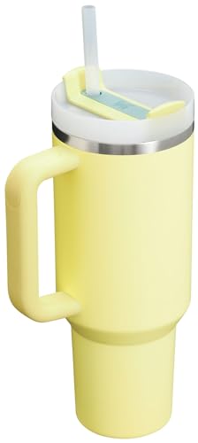 Stanley FlowState lid with three positions for sipping, drinking, and full-cover protection.