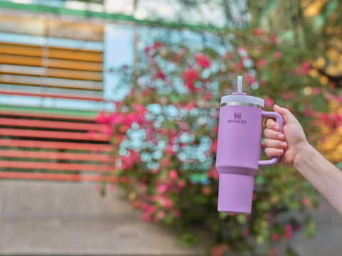 Insulation keeps drinks ice-cold for hours in the Stanley Quencher H2.0