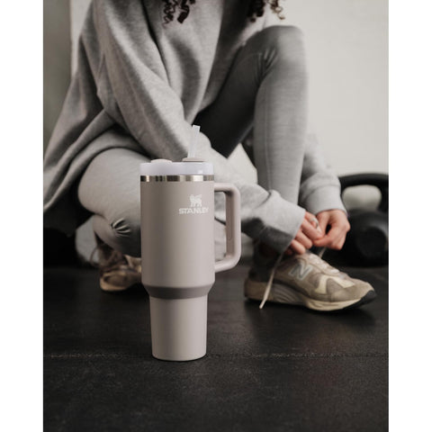 Stanley Quencher H2.0 fits most cup holders, ideal for travel and on-the-go routines.