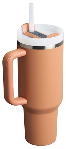 STANLEY Quencher H2.0 stainless steel body keeps beverages cold longer.