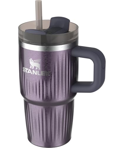 Stanley Quencher H2.0 with comfortable handle and built-in straw design for easy transport.