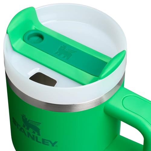 Lid on Stanley Quencher H2.0 Meadow with FlowState three-position cover