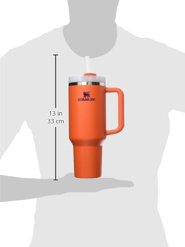 Recycled stainless steel STANLEY Quencher H2.0 construction for sustainable hydration.