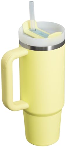 FlowState lid with three positions for versatile sipping and spill resistance