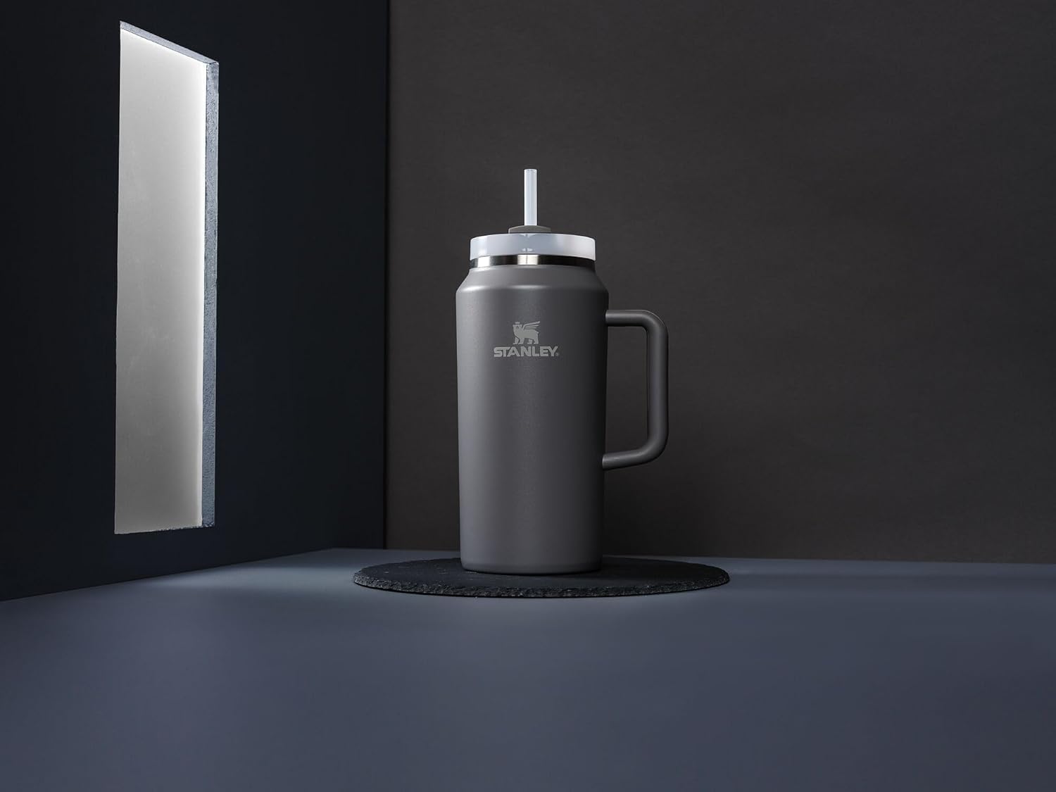 Large 64 oz capacity reduces refills during long trips and events.