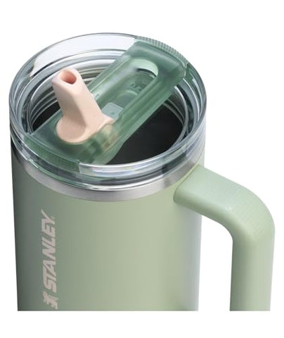 Stanley Quencher ProTour leakproof cap prevents spills during travel