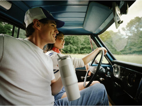 STANLEY Quencher ProTour leakproof lid prevents spills during travel.