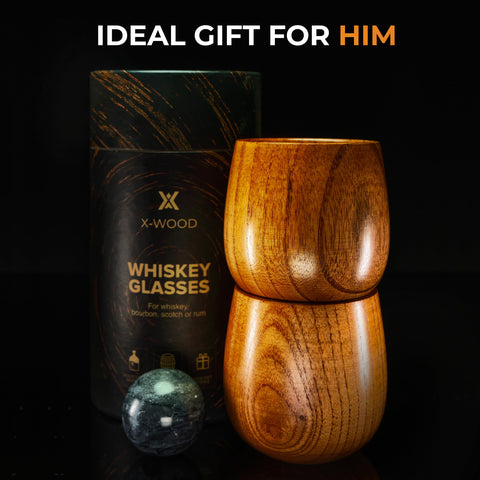 STEAKMAN XWOOD oak cups close-up highlighting natural grain and premium finish.