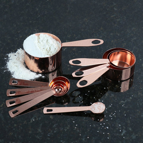 Permanent engraved markings remain legible for dry and wet ingredients