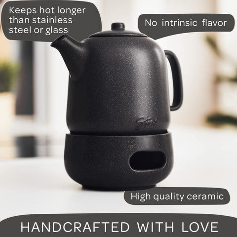 Steinzeit ceramic tea warmer keeps brew warm during conversations.