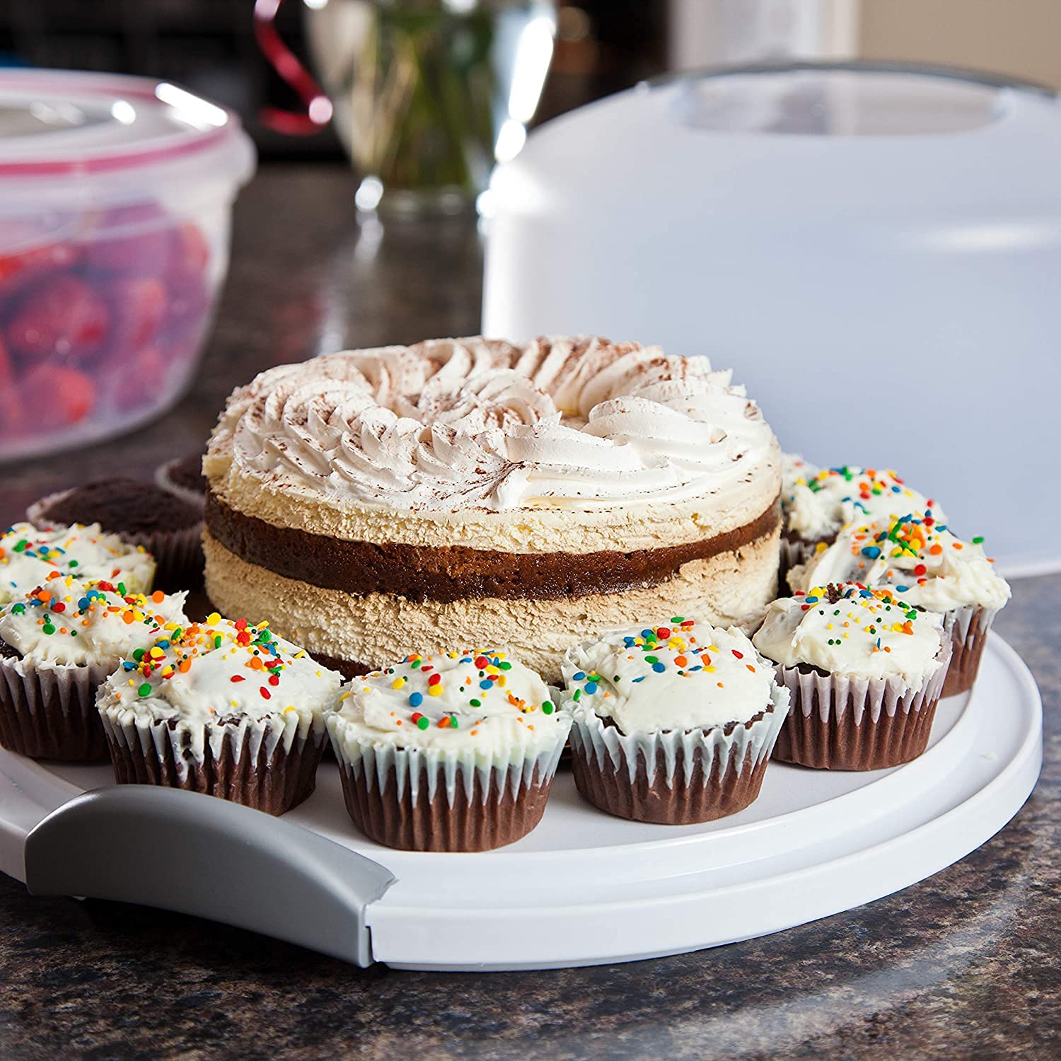 Sterilite cake server base and lid in a serving setup.