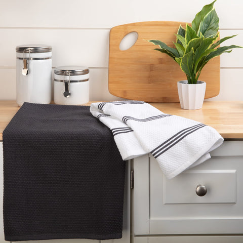Sticky Toffee gray dishcloths close-up, popcorn terry texture boosts absorbency.