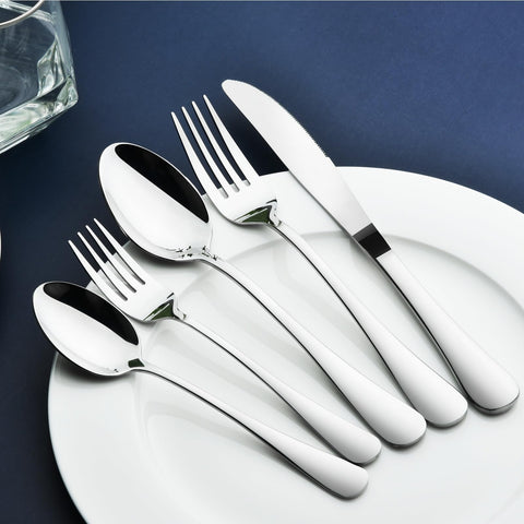 Stilloye dinner spoons with mirror finish for easy scooping