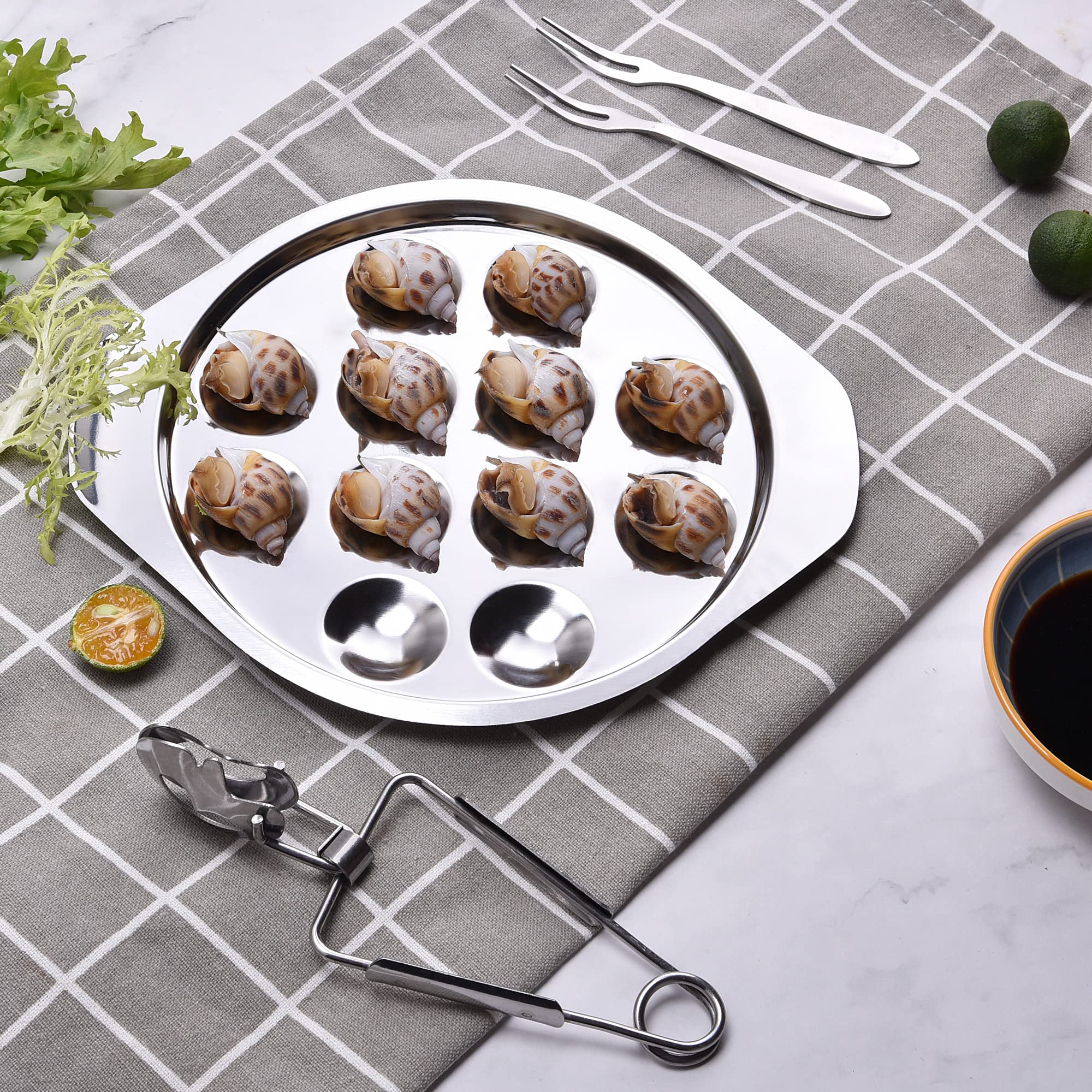 StnKitchExplor easy-clean escargot set after meals.