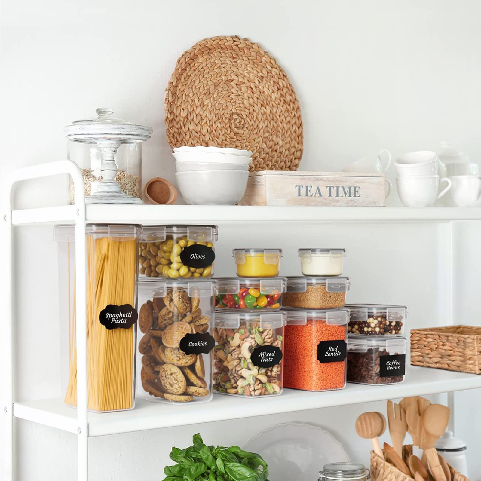 Stusgo included measuring spoons and labels for easy labeling