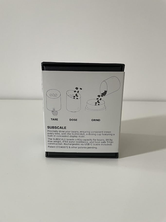 Subminimal Subscale Tritan body stays durable and food-safe.