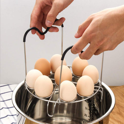 Sugaroom steamer rack inside a 5-quart pot for even cooking