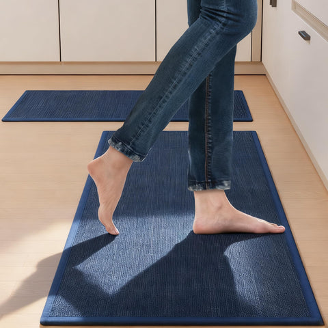 SUMLANS cushioned-foam mat provides comfortable standing during prep.