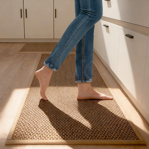 SUMLANS kitchen mat 2pc brown backside closeup; non-slip rubber grip protects floors.