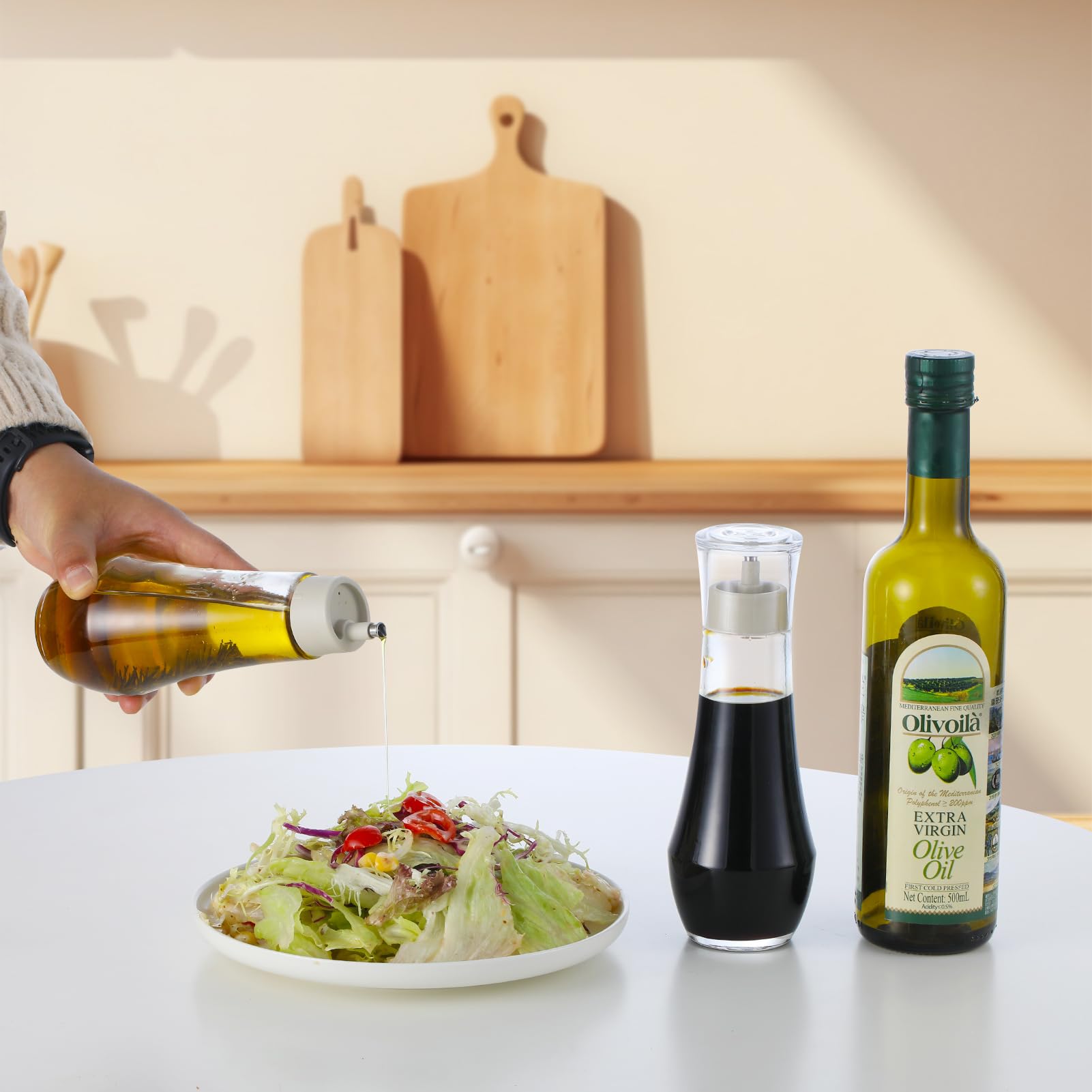 Summark Diamond bottle pour spout provides smooth controlled pouring