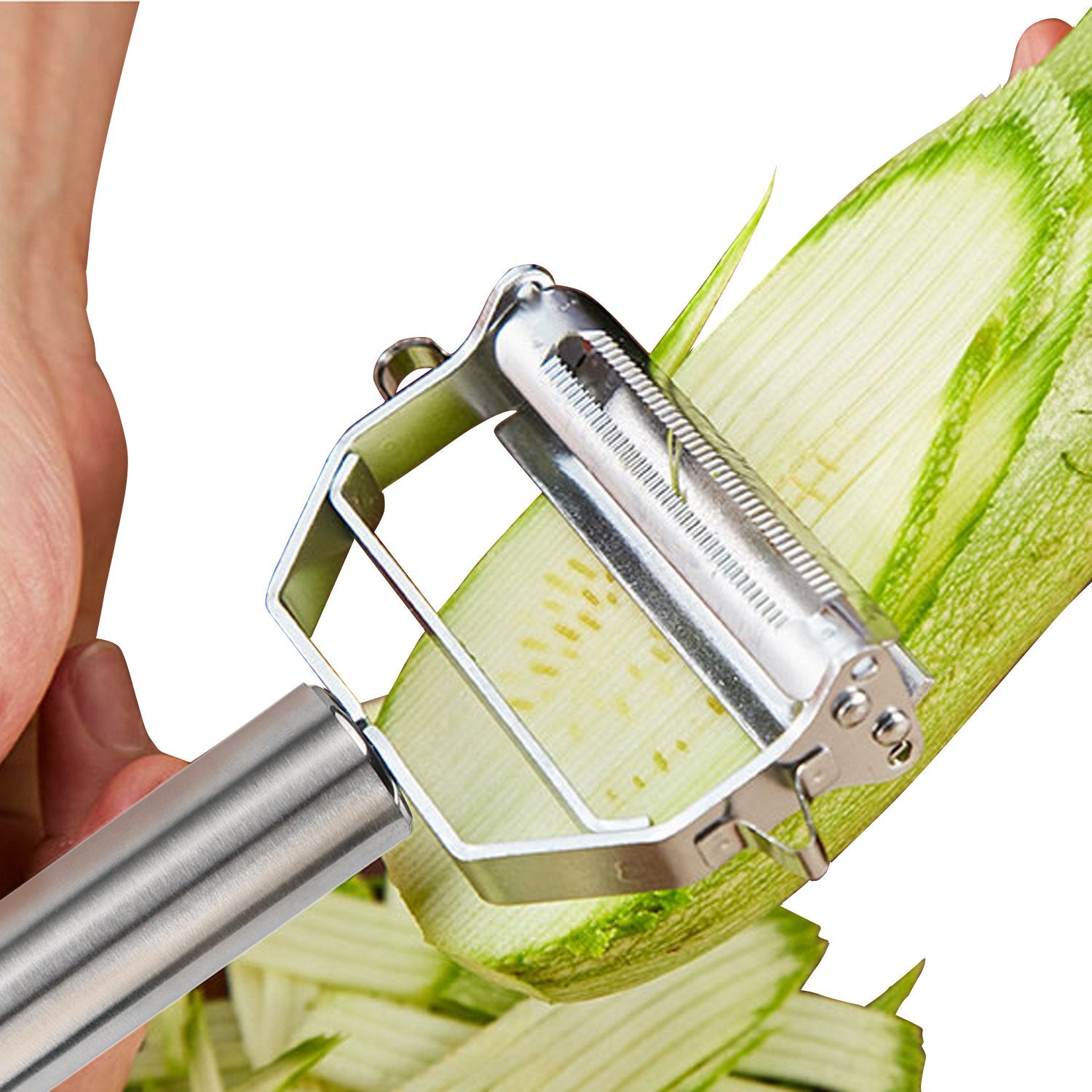 SUNKUKA dual-blade peeler-slicer for peeling and slicing vegetables.